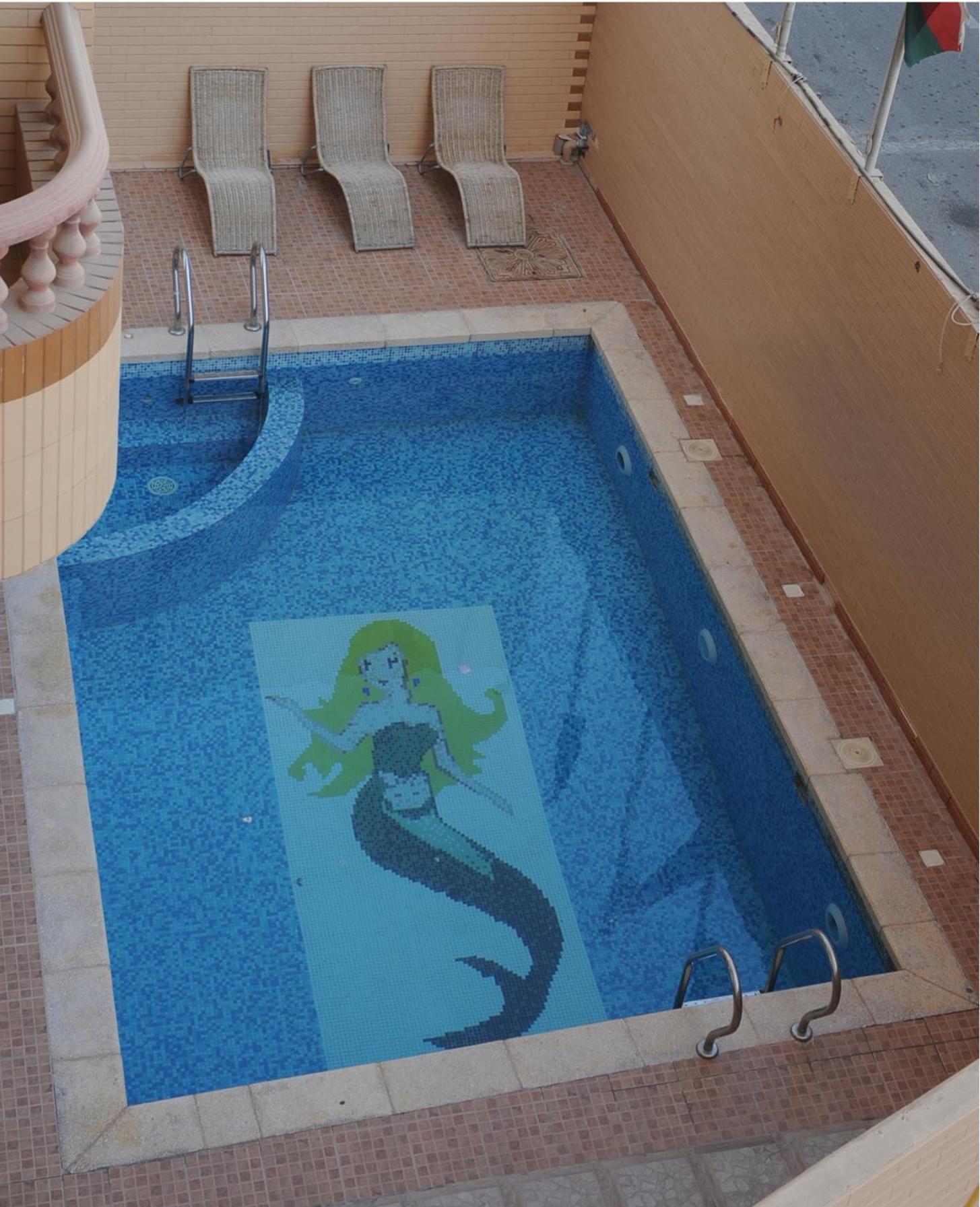 Gulf Continental Suite Kuwait City Bagian luar foto